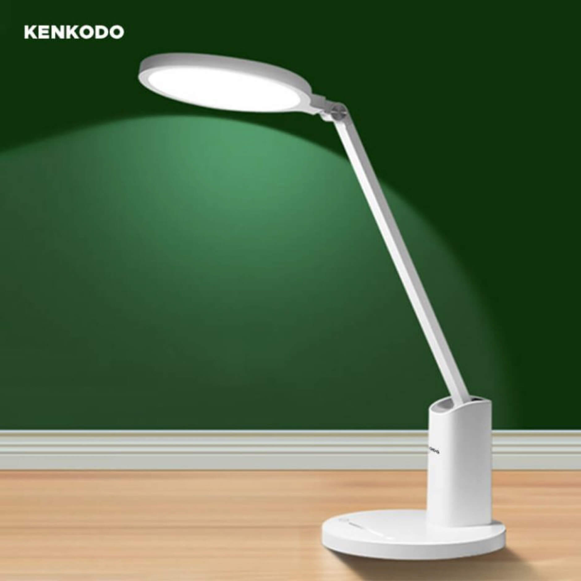 Đèn học chống cận Kenkodo đảm bảo an toàn cho mắt
